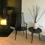 Family-friendly Near Hasmark בית נופש אוטרופ